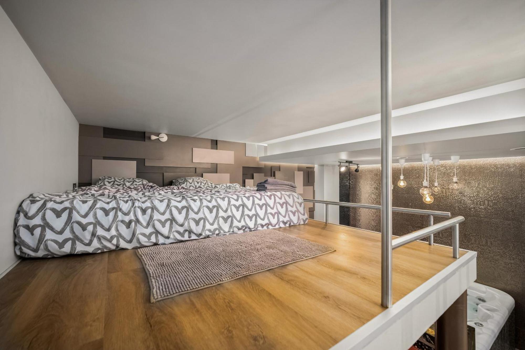 Secret Lounge - Cozy Studio With Sauna And Jacuzzi Vilnius Ngoại thất bức ảnh