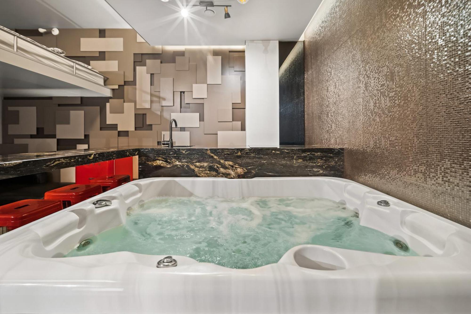 Secret Lounge - Cozy Studio With Sauna And Jacuzzi Vilnius Ngoại thất bức ảnh